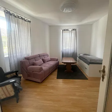 Ferienwohnung Gemuetlich Und Fein Ebenfurth Exterior foto